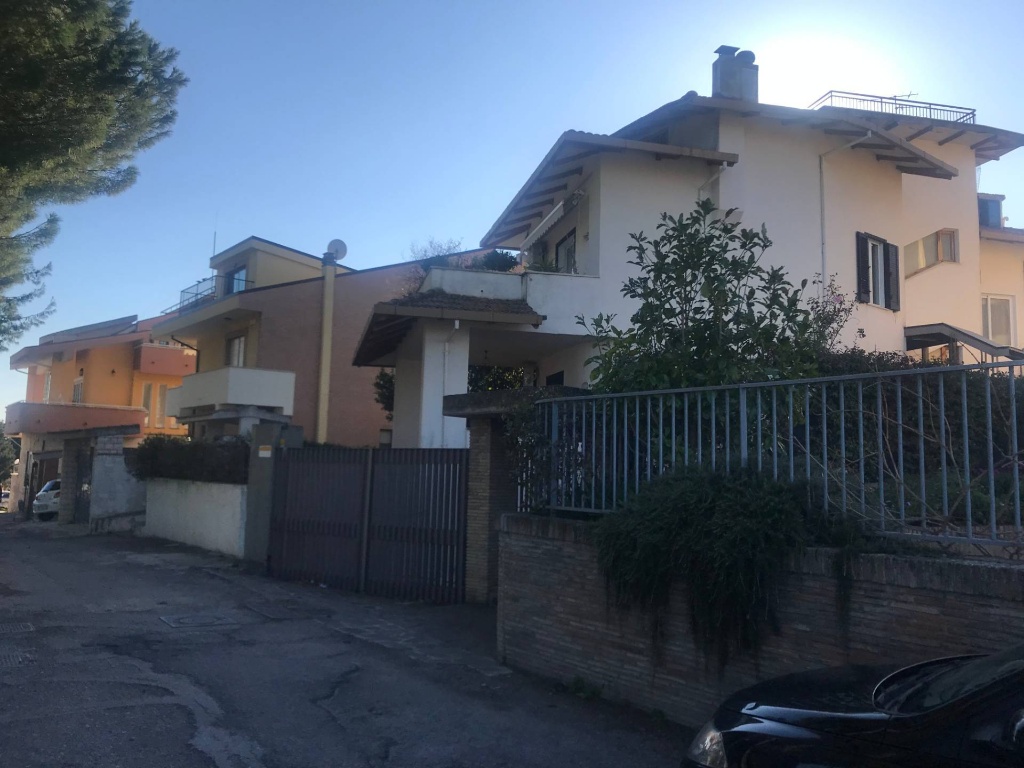 Villa singola in VIA PER SAN LORENZO, Vasto, 20 locali, 4 bagni