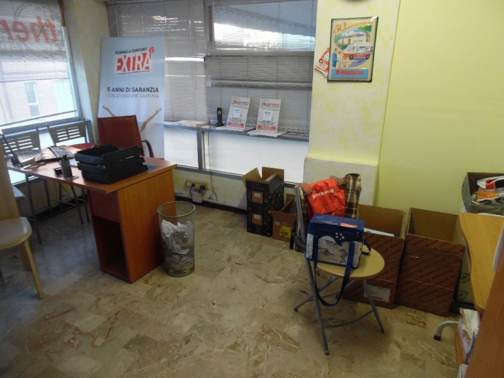 ufficio in vendita a Pontedera