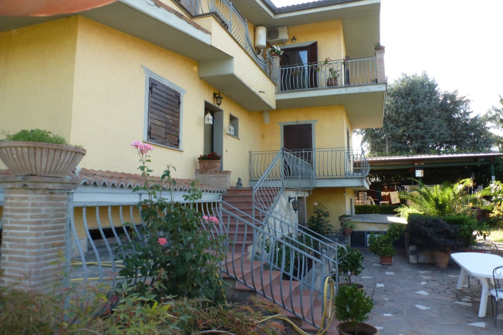Appartamento in Via San Vincenzo 19, Valmontone, 6 locali, 2 bagni