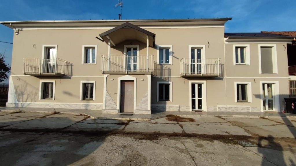 Casa indipendente in SAN MARZANOTTO, Asti, 10 locali, 3 bagni, con box