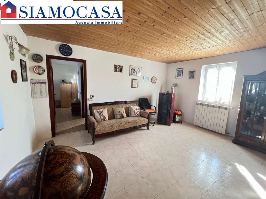 Casa indipendente a Castellazzo Bormida, 5 locali, 2 bagni, garage