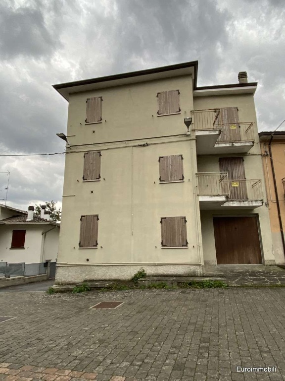 Palazzo in Via arturo dardani, Neviano degli Arduini, 16 locali