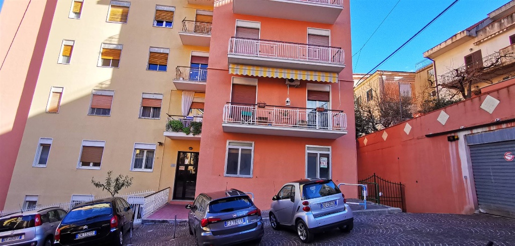 Appartamento in Via Don Minzoni, Chieti, 6 locali, 1 bagno, 100 m²
