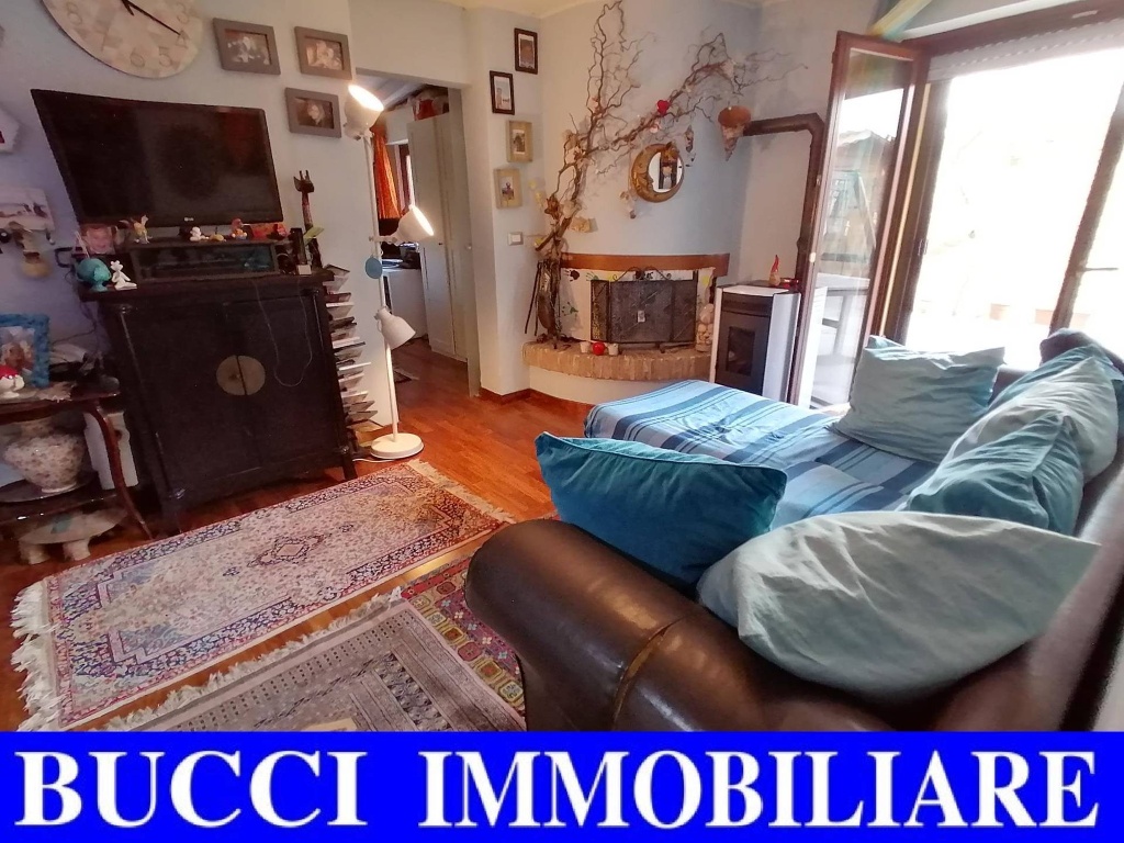 Appartamento in Via Grazia Deledda, Montesilvano, 5 locali, 2 bagni