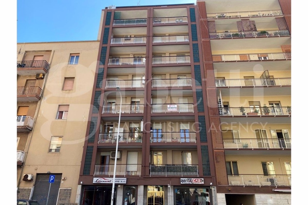 Quadrilocale in Via Deffenu 42, Sassari, 1 bagno, 90 m², 3° piano