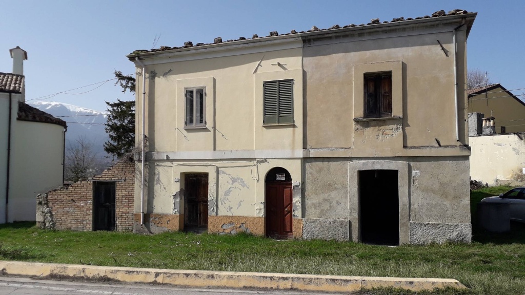 Casa indipendente in Via San Silvestro, San Martino sulla Marrucina