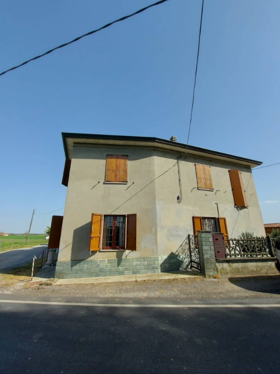 Casa semindipendente in Ciriano, Carpaneto Piacentino, 3 locali
