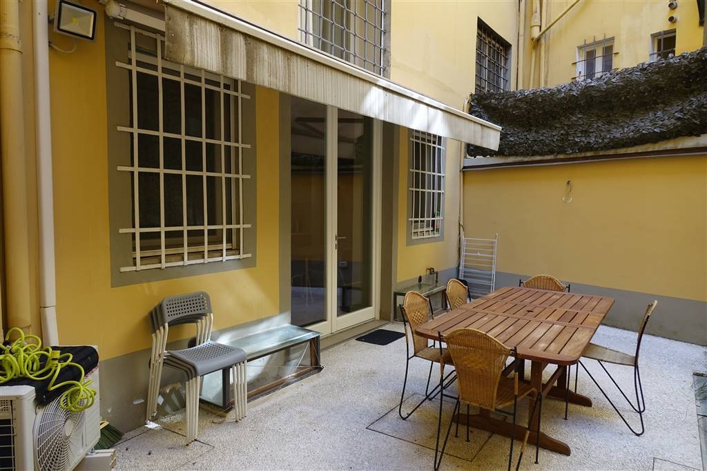 Appartamento in VIA BORGO SANTA CROCE, Firenze, 7 locali, 2 bagni