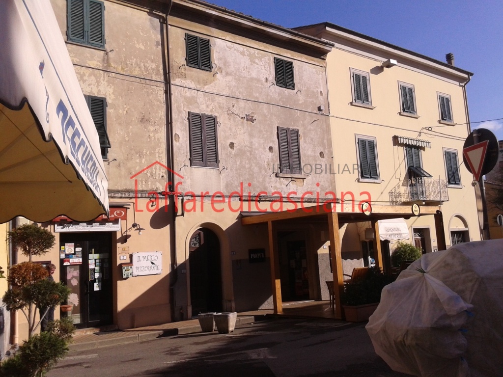 Casa semindipendente in Piazza minati 6, Casciana Terme Lari, 6 locali