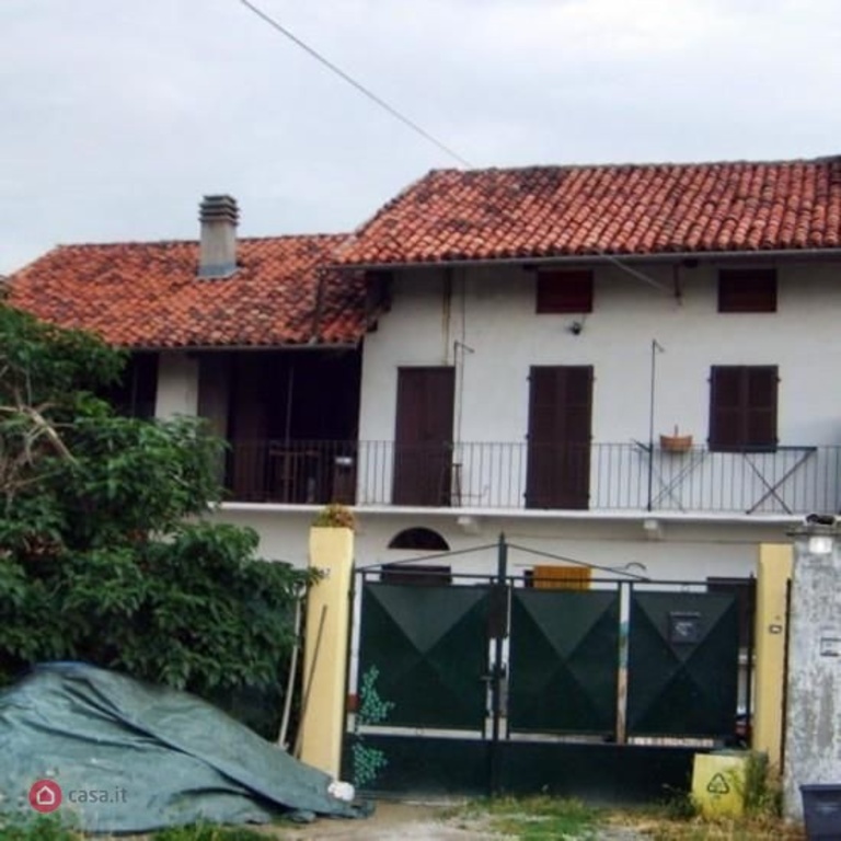 Casa indipendente in Via Alberi 57, Livorno Ferraris, 4 locali, 95 m²