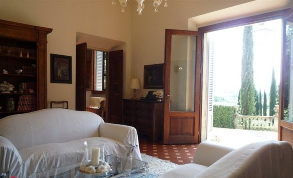 Villa a Bagno a Ripoli, 8 locali, 3 bagni, giardino privato, arredato