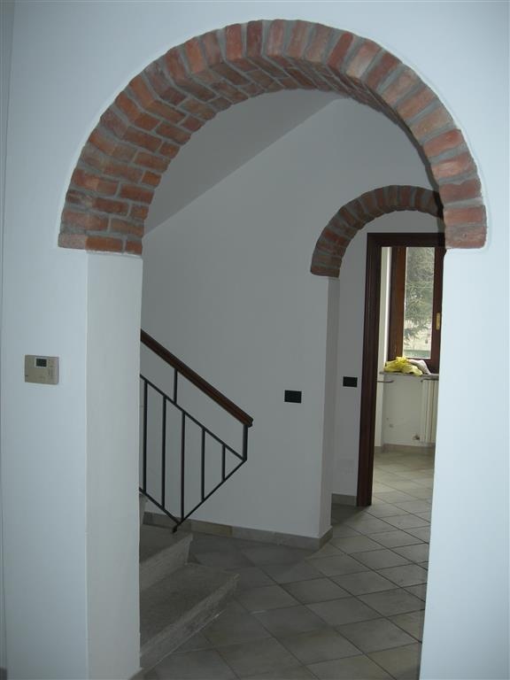 Casa semindipendente a Isola Sant'Antonio, 7 locali, 2 bagni, 240 m²