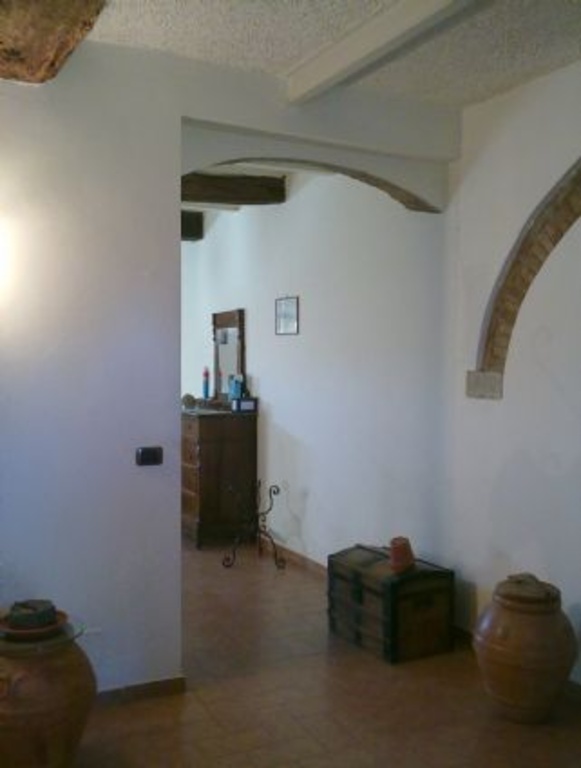 Casa colonica a Borgo San Lorenzo, 10 locali, 1 bagno, 440 m²