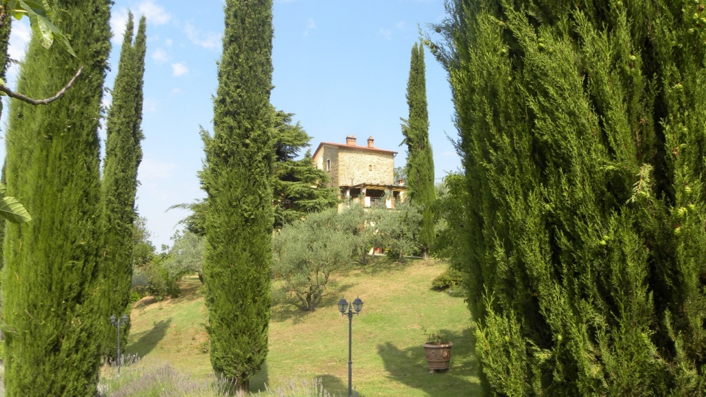 Casale ad Arezzo, 10 locali, giardino privato, 700 m², terrazzo
