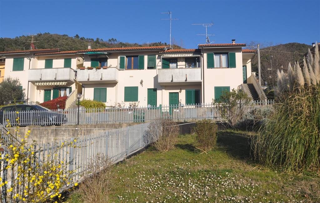 Quadrilocale in Via Massimino Carrai, Castellina Marittima, 1 bagno