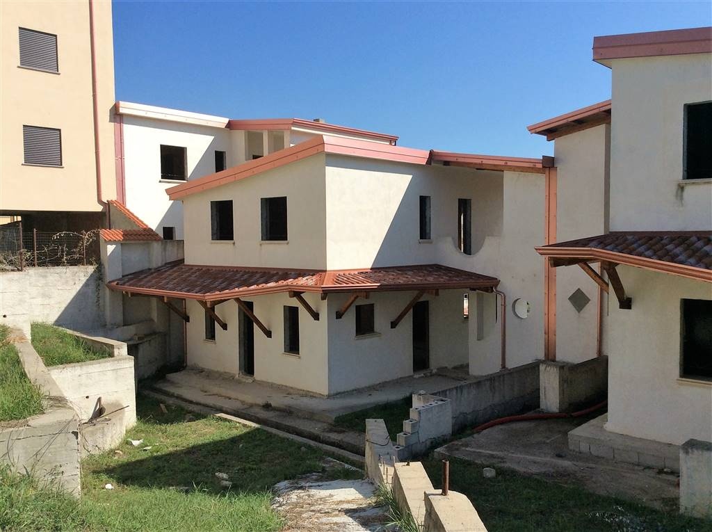 Villa a schiera in STRADA COMUNALE STILUZZO, Mendicino, 4 locali