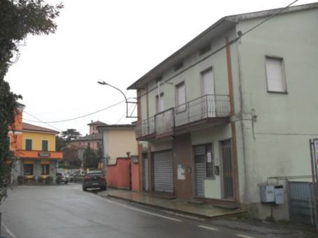 Casa indipendente a Canneto Pavese, 8 locali, 2 bagni, 400 m²