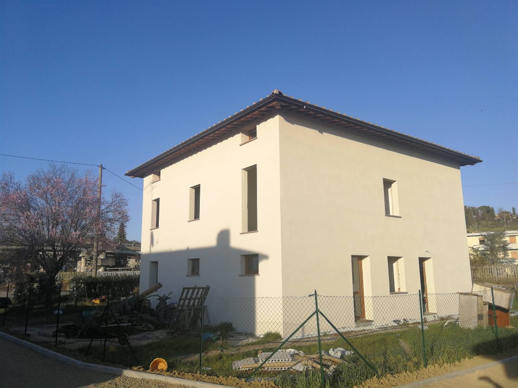 Casa colonica a Castelfiorentino, 9 locali, 3 bagni, 200 m² in vendita