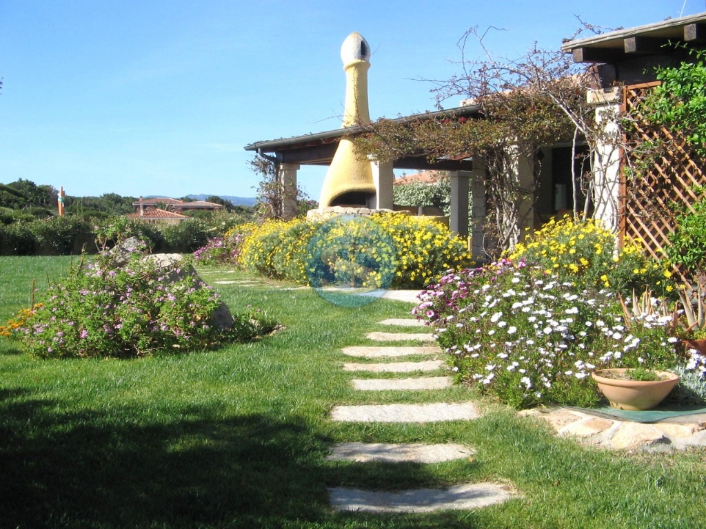 Villa a Santa Teresa Gallura, 15 locali, 9 bagni, giardino privato