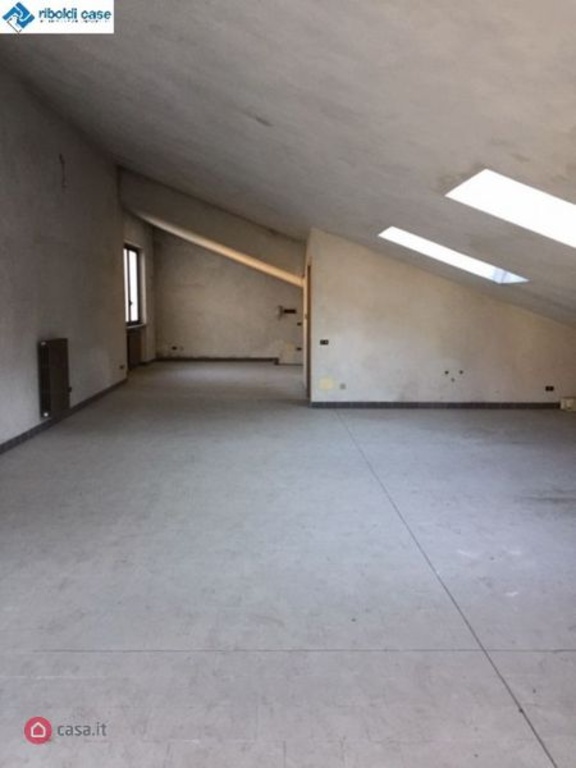 Loft in XXIV MAGGIO, Mariano Comense, 1 locale, 1 bagno, 180 m²