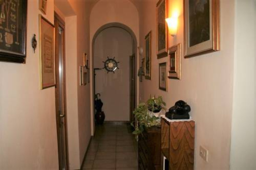 Appartamento a Pistoia, 6 locali, 1 bagno, 149 m² in vendita