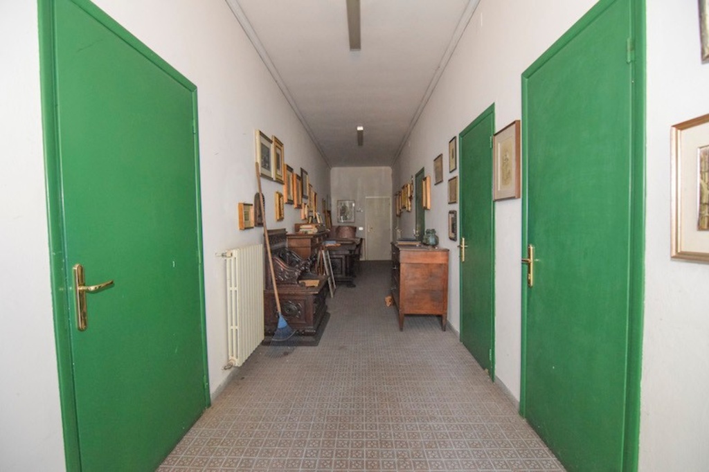 Casa indipendente a Cavriago, 20 locali, 4 bagni, posto auto, 500 m²
