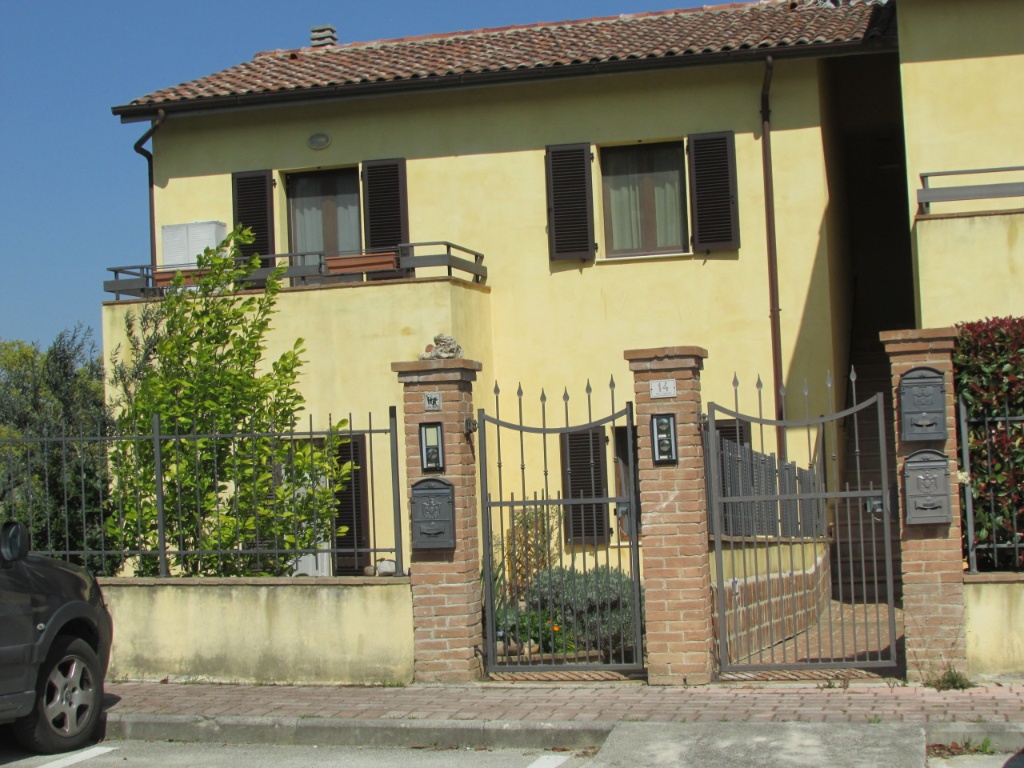 Villa a schiera a Monte Castello di Vibio, 5 locali, 1 bagno, 80 m²