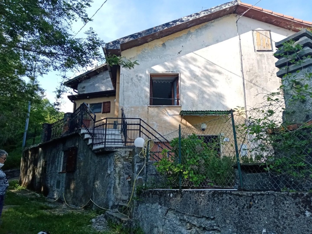 Porzione di casa a Fivizzano, 4 locali, 1 bagno, 80 m², 1° piano