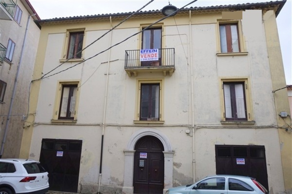 Palazzo in Via San Biagio, Spezzano della Sila, 12 locali, 6 bagni
