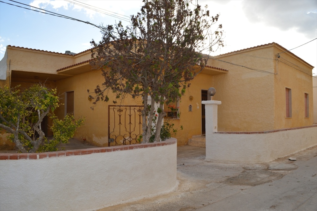 Casa indipendente a Marsala, 3 locali, 1 bagno, giardino privato