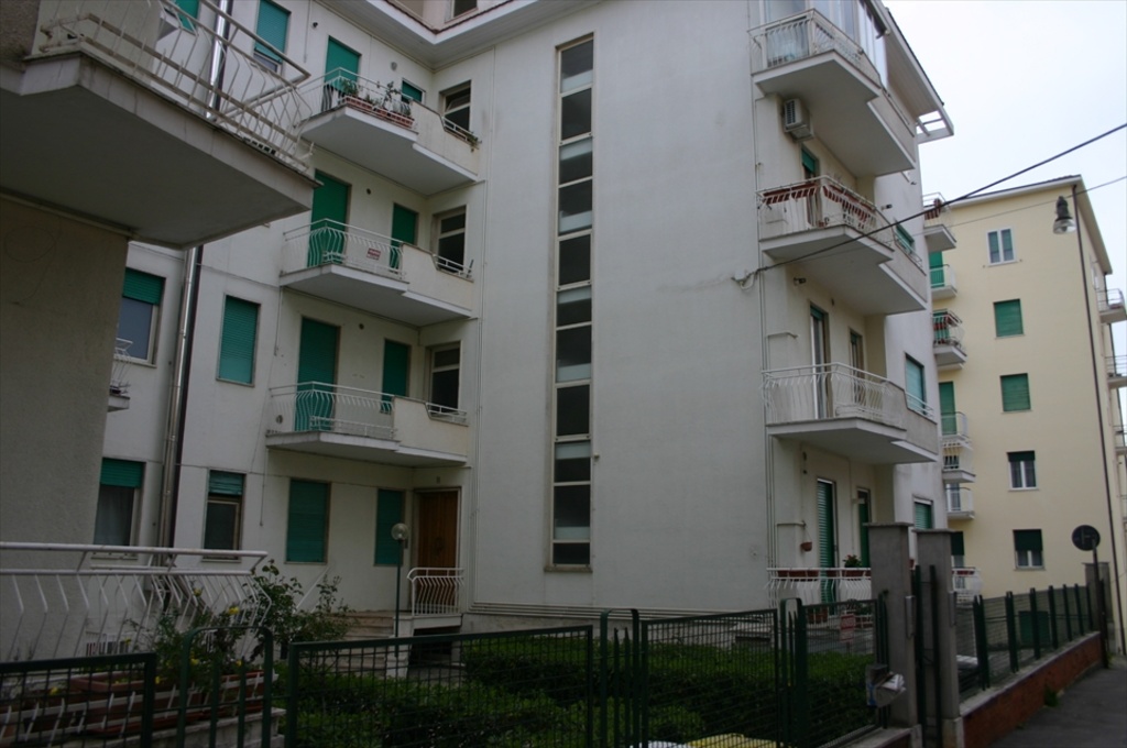 Trilocale in Via Aceto, Chieti, 1 bagno, 60 m², 1° piano, 2 balconi