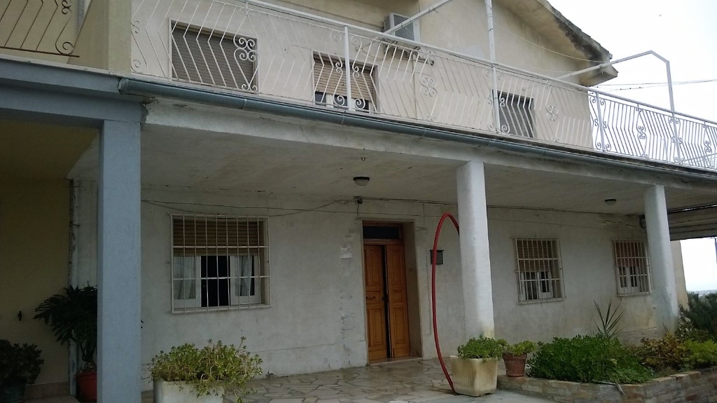 Casa semindipendente in CONTRADA SAN BARBATO, Pollutri, 10 locali