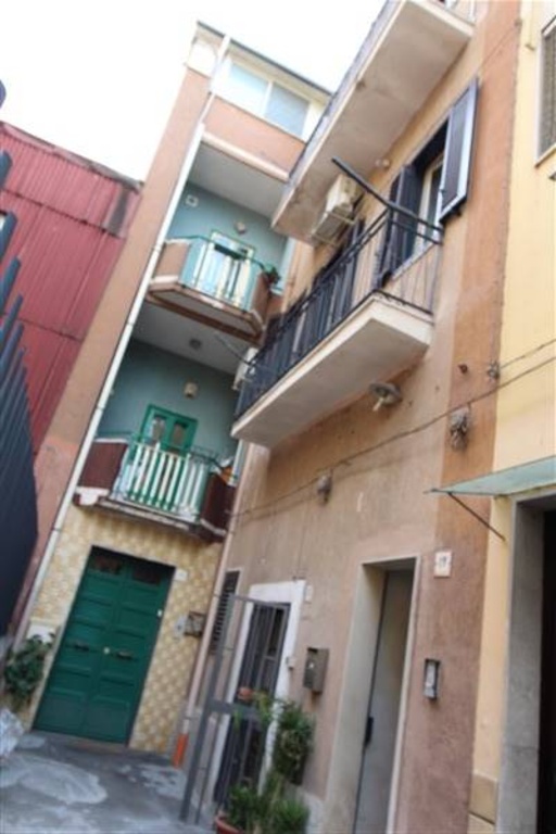 Casa indipendente a Lentini, 4 locali, 3 bagni, 80 m², terrazzo