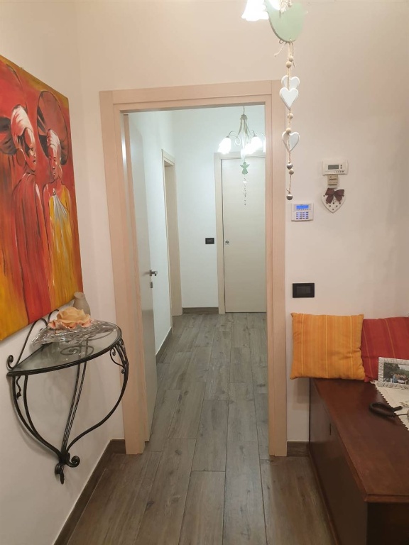 Quadrilocale a Lastra a Signa, 1 bagno, 110 m², 1° piano in vendita