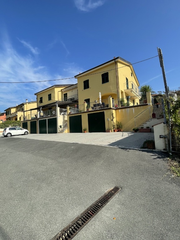 Casa semindipendente a Riccò del Golfo di Spezia, 5 locali, 1 bagno