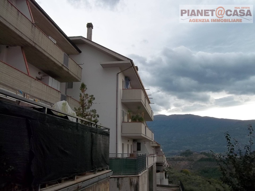 Appartamento in Via Emidio Luzi, Ascoli Piceno, 6 locali, 2 bagni