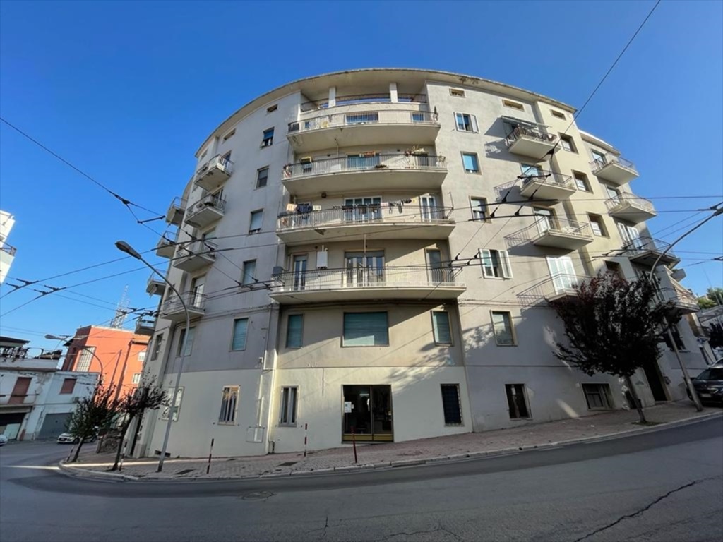 Quadrilocale in Via madonna degli angeli 78, Chieti, 1 bagno, 100 m²