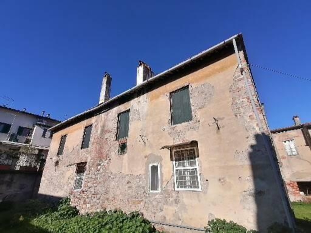 appartamento in vendita a Lucca in zona zona San Marco