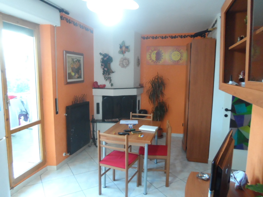 Appartamento in Via Salaria, Spinetoli, 7 locali, 2 bagni, 100 m²