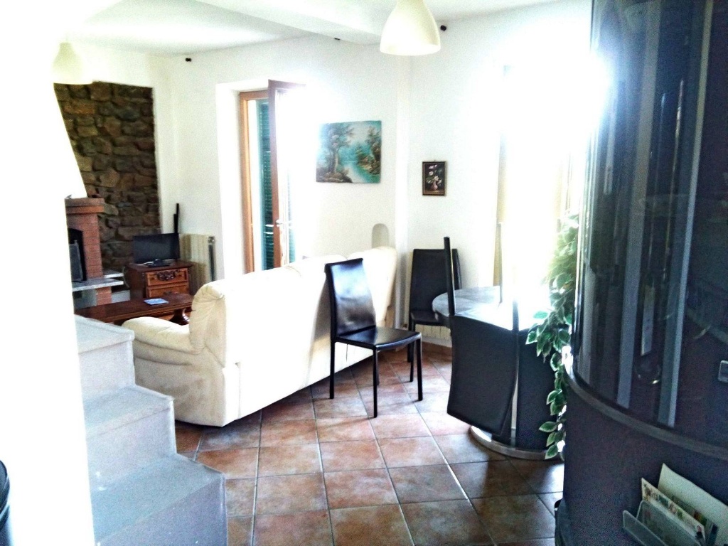 Casa semindipendente a La Spezia, 4 locali, 2 bagni, 70 m², 1° piano