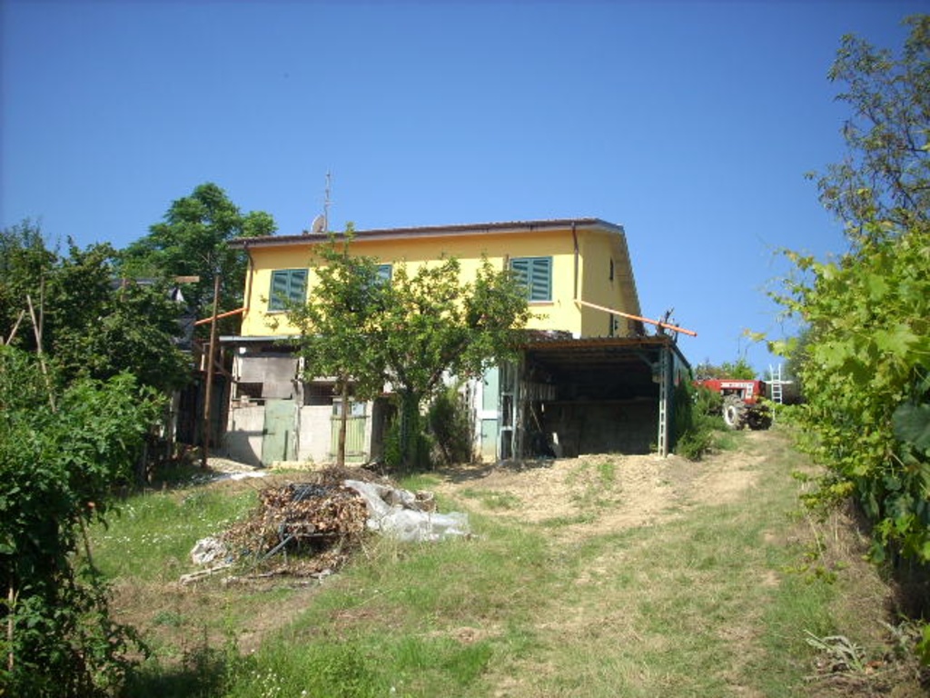 Casa indipendente in Contrada Sant'Egidio, Monsampolo del Tronto