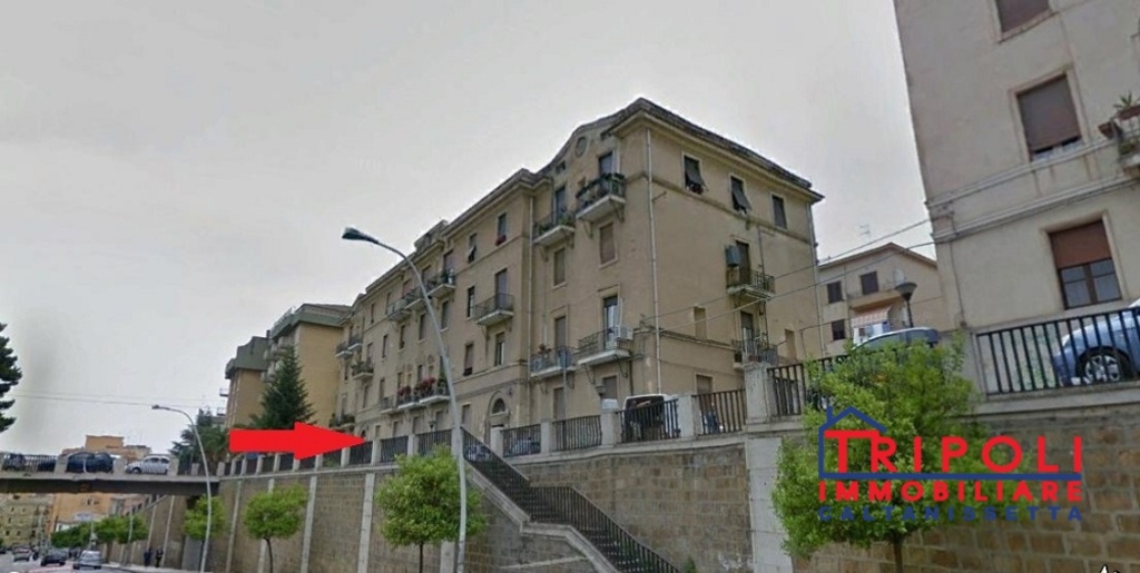 Monolocale in VIA ROSSO DI SAN SECONDO, Caltanissetta, 1 bagno, 105 m²
