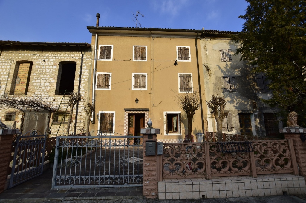 Villa a schiera in Str. delle Vizze 15, Sacile, 8 locali, 1 bagno