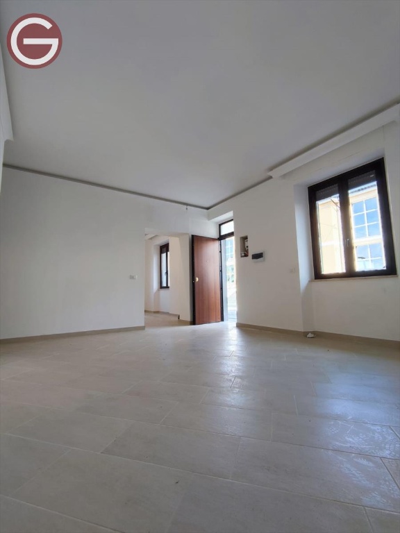 Appartamento in Via corrado alvaro, Taurianova, 1 bagno, 80 m²