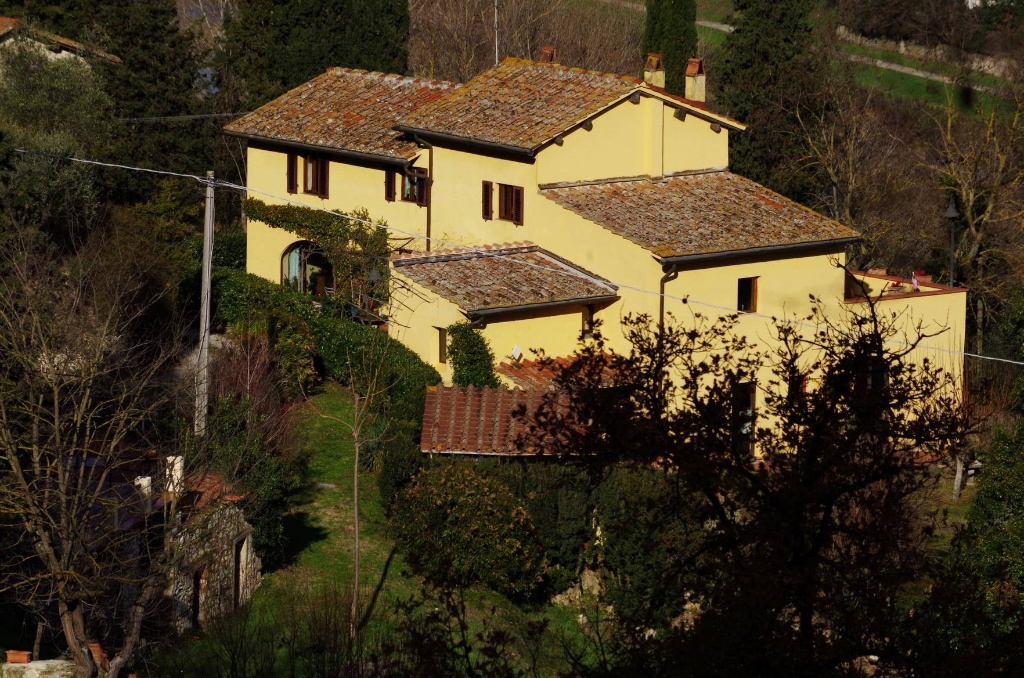 Casa indipendente a Bagno a Ripoli, 8 locali, 3 bagni, 220 m²