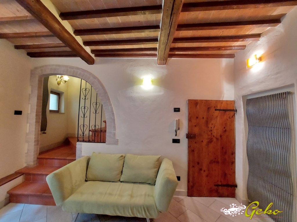 Appartamento a San Gimignano, 7 locali, 2 bagni, giardino privato