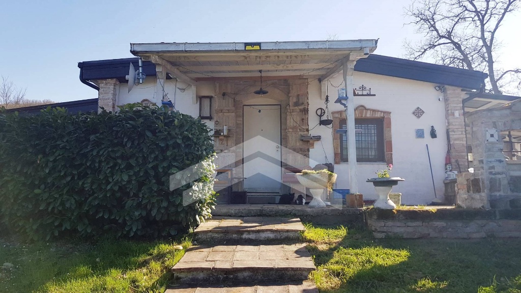 Casa indipendente in C.da Covatta, Ripalimosani, 3 locali, 1 bagno