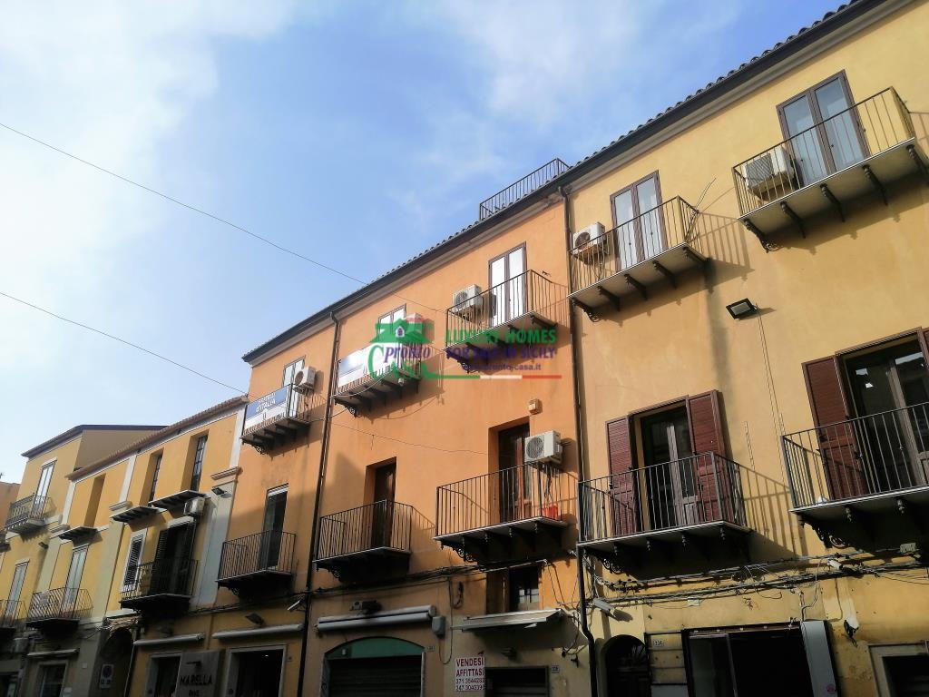 Quadrilocale in Corso Vittorio Emanuele, Gela, 1 bagno, 150 m²