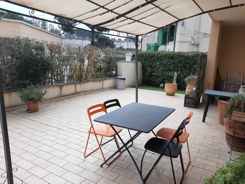 Bilocale in Via Luigi Bianchi, Pisa, 1 bagno, giardino privato, 72 m²