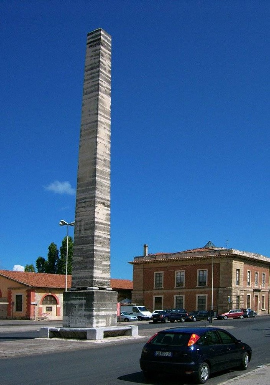Quadrilocale in Piazza Barriera Garibaldi, Livorno, 1 bagno, 78 m²